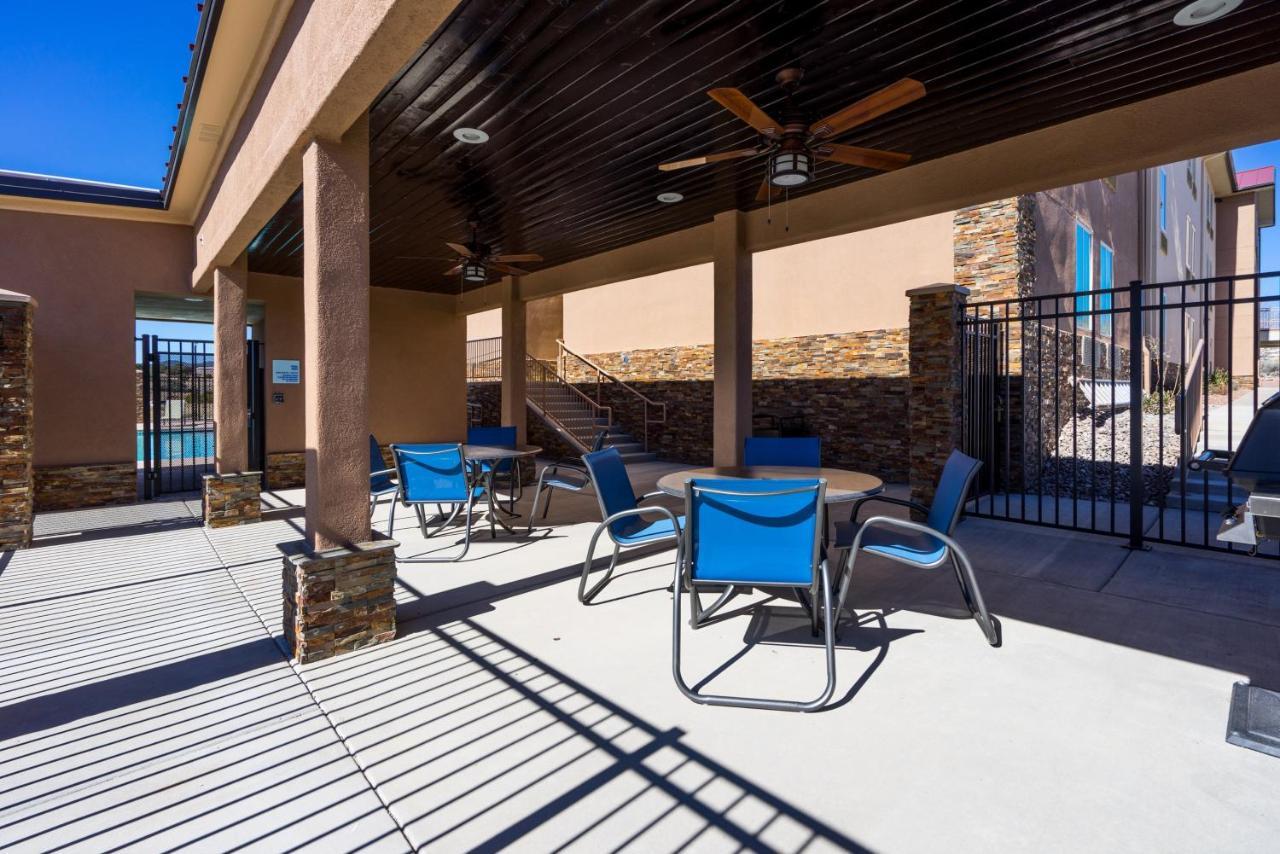 Holiday Inn Express Silver City By Ihg Exterior photo